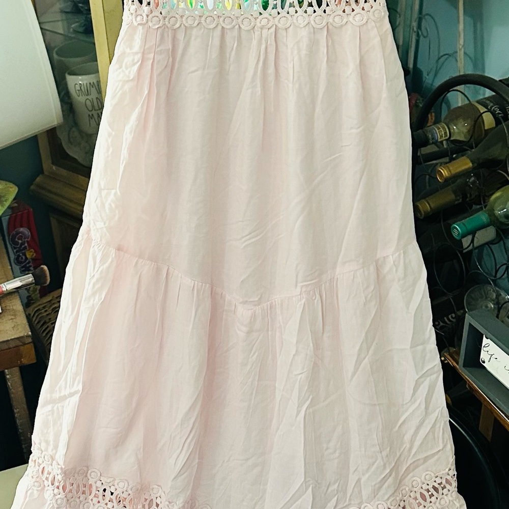 Chic Pink Maxi Dress with Lace Detail